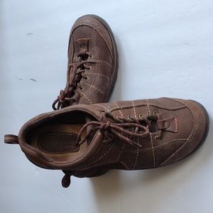 EARTH ORIGINS Women's Sneakers/Shoes | Size 8.5 M